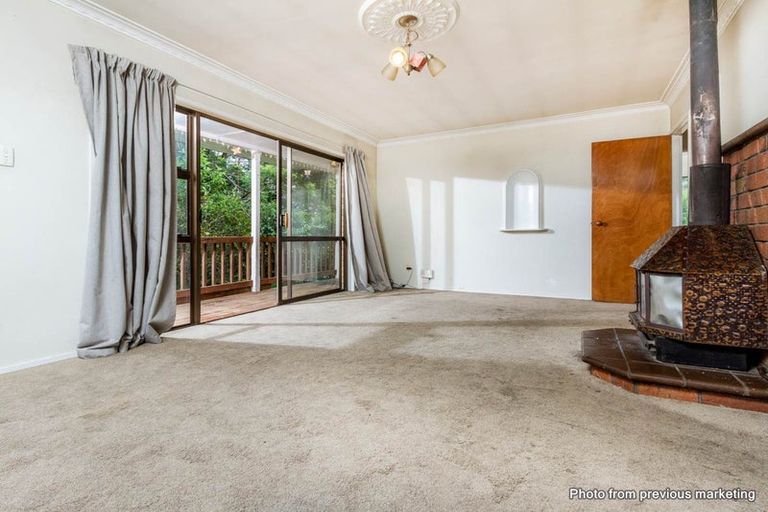 Photo of property in 2/1 Claude Brookes Drive, Henderson, Auckland, 0612