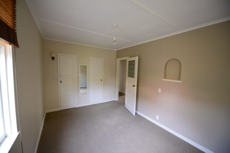 Photo of property in 65 Havelock Road, Havelock North, 4130