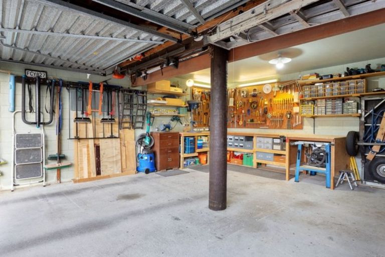 Photo of property in 66 Landsdowne Terrace, Cashmere, Christchurch, 8022