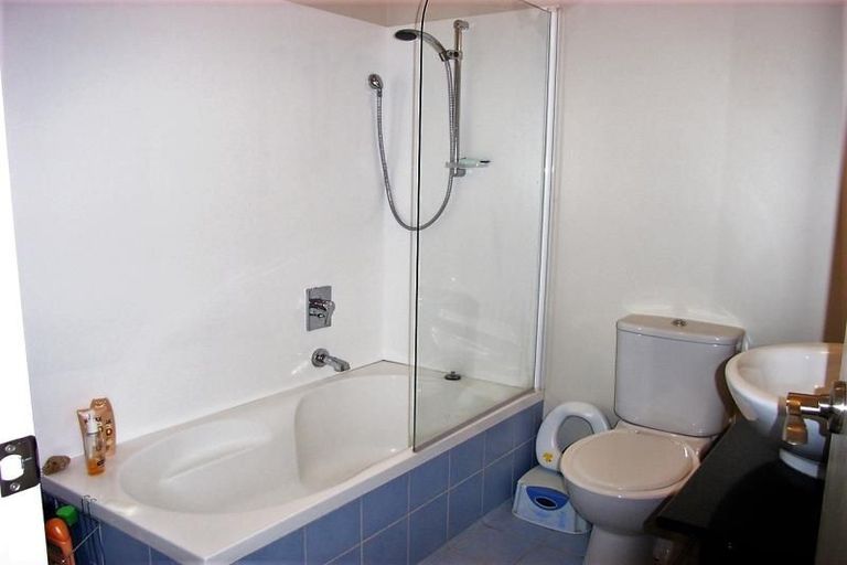 Photo of property in 46 Waterside Crescent, Gulf Harbour, Whangaparaoa, 0930