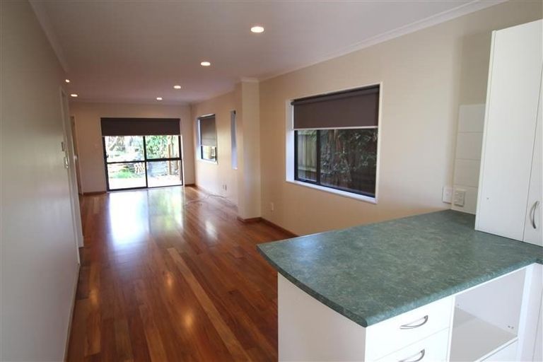 Photo of property in 86d Naylors Drive, Mangere, Auckland, 2022