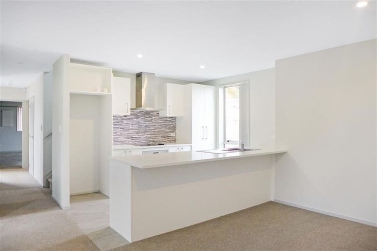 Photo of property in 284a Kirkbride Road, Mangere, Auckland, 2022