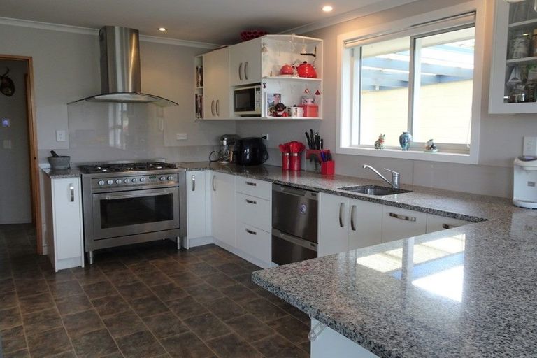Photo of property in 1 Loris Place, Karoro, Greymouth, 7805
