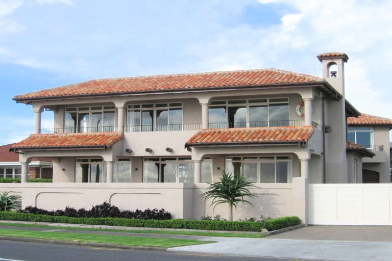 Photo of property in 2 The Parade, Bucklands Beach, Auckland, 2012