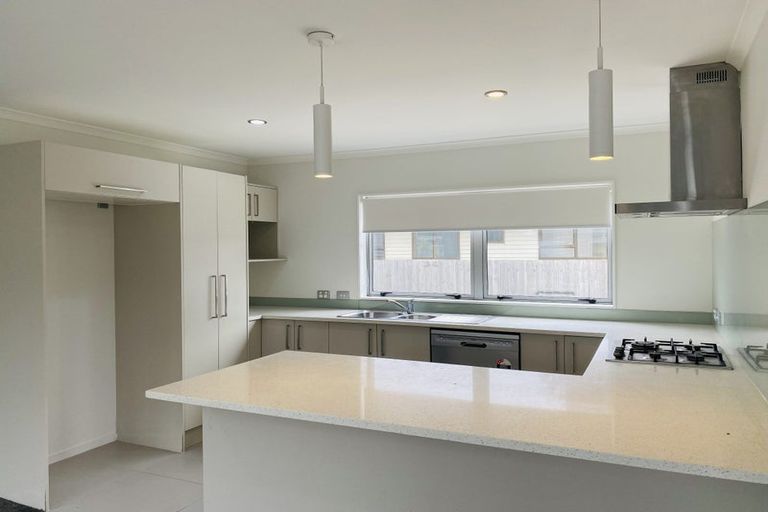 Photo of property in 5a Princess Street, Takanini, 2112