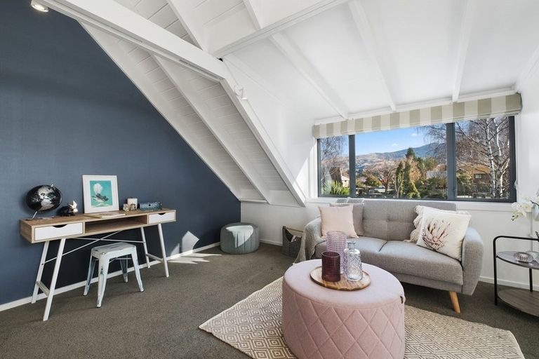 Photo of property in 28 Syndic Street, Cromwell, 9310