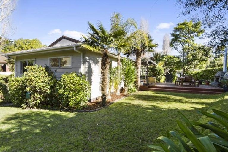 Photo of property in 10 Capricorn Place, Browns Bay, Auckland, 0630