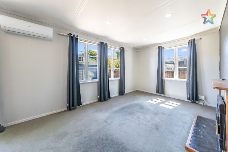 Photo of property in 25 Petherick Street, Taita, Lower Hutt, 5011