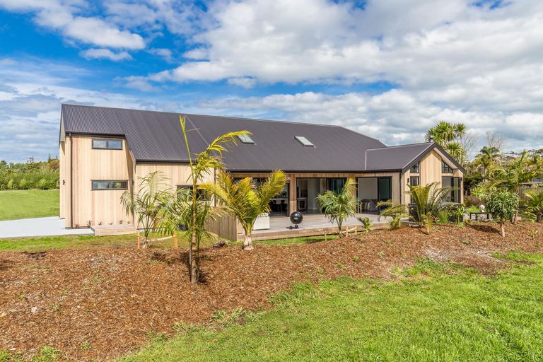 Photo of property in 69 Sandpiper Avenue, Point Wells, Warkworth, 0986