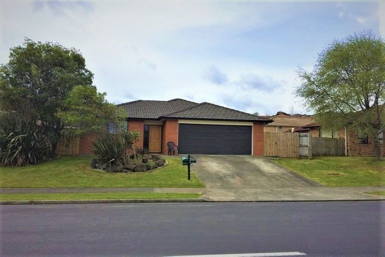 Photo of property in 178 Keri Vista Rise, Papakura, 2110