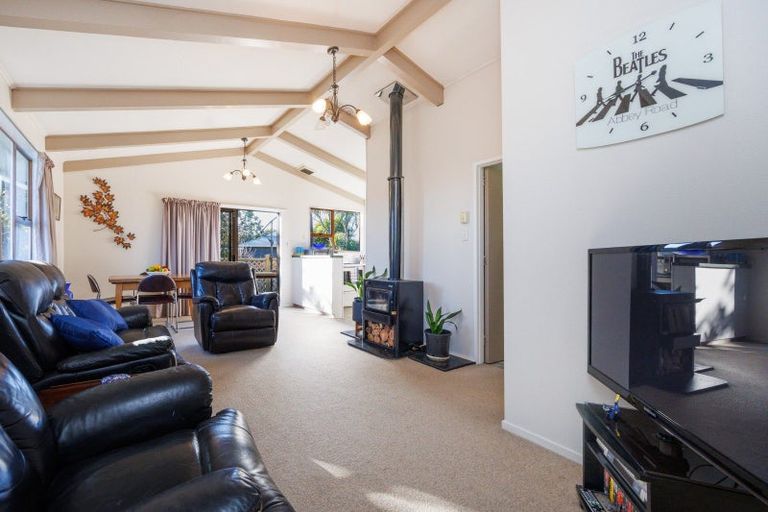 Photo of property in 17a Victoria Street, Foxton, 4814