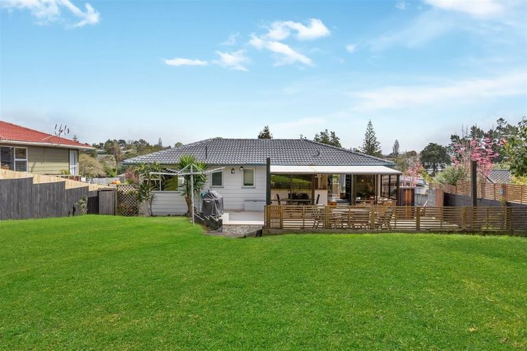 Photo of property in 62 Hellyers Street, Birkdale, Auckland, 0626