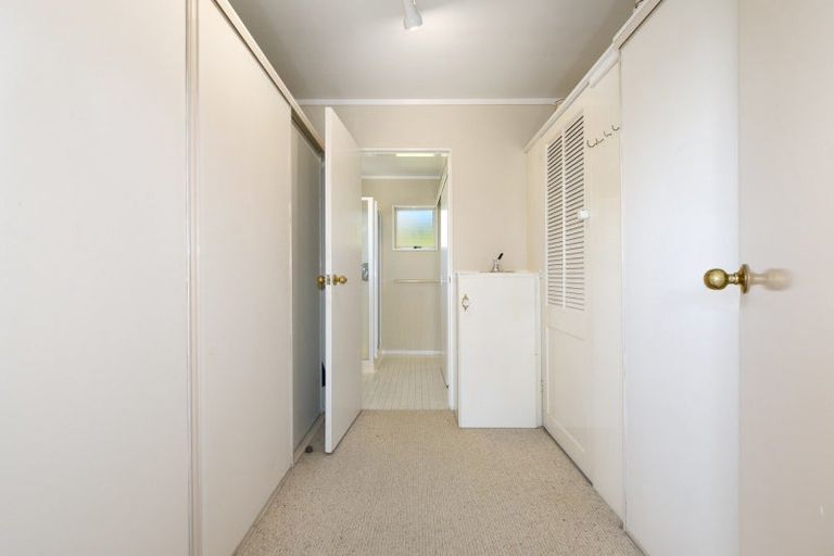 Photo of property in 19 Bellevue Road, Brookfield, Tauranga, 3110