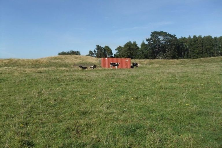 Photo of property in 947 Koputaroa Road, Koputaroa, Levin, 5575