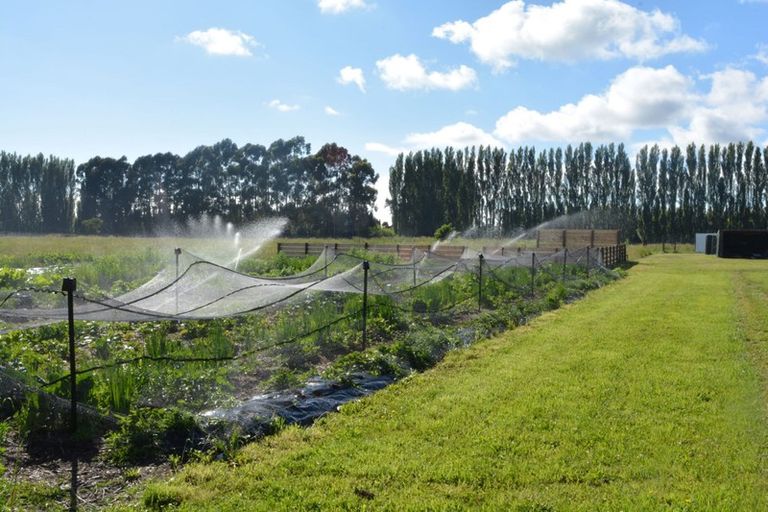 Photo of property in 43 South Eyre Road, Clarkville, Kaiapoi, 7692