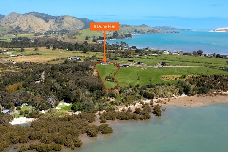 Photo of property in 8 Dune Rise, Opononi, 0473