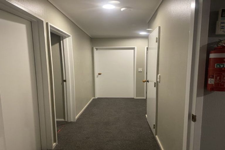 Photo of property in 1 Rimu Place, Taradale, Napier, 4112