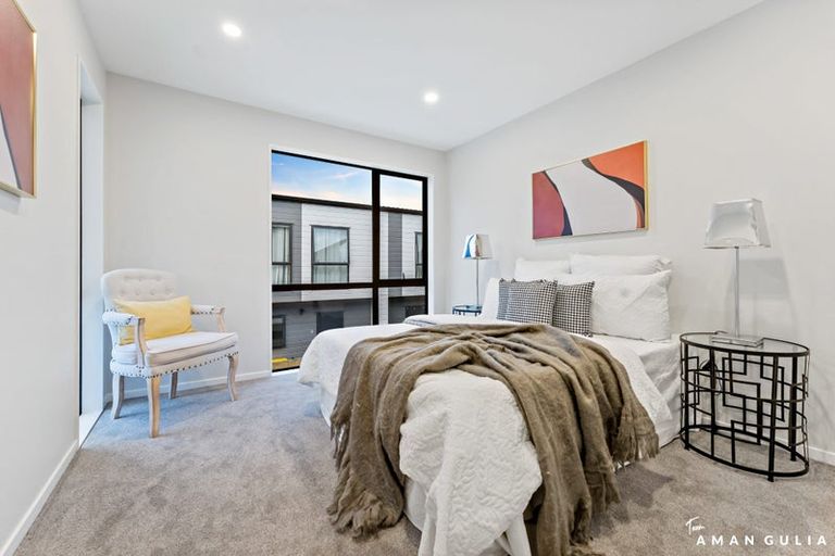 Photo of property in 14d Serjeant Street, Henderson, Auckland, 0612