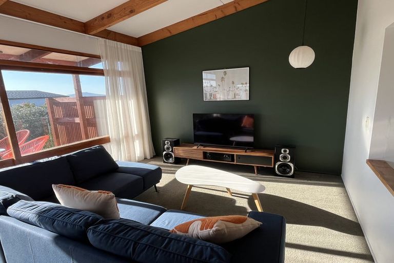 Photo of property in 69 Potter Avenue, Northcote, Auckland, 0627