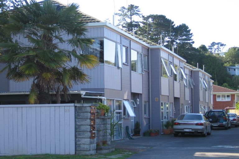 Photo of property in 8/25 Inverness Road, Browns Bay, Auckland, 0630