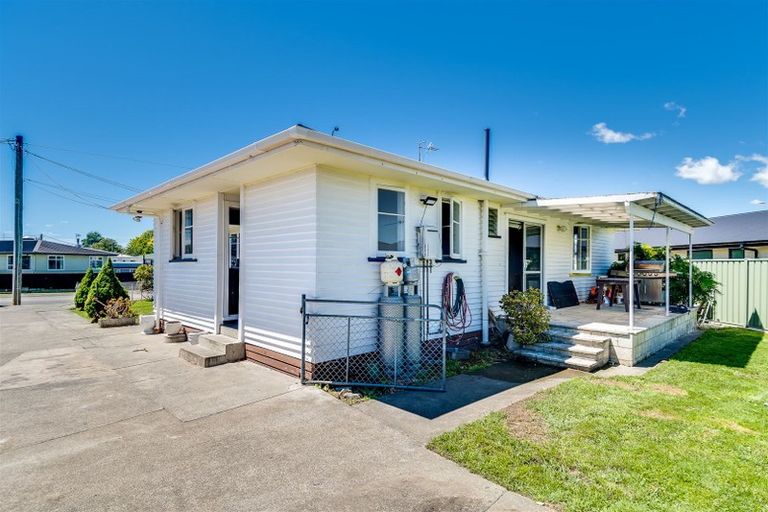 Photo of property in 18 Read Crescent, Clive, 4102