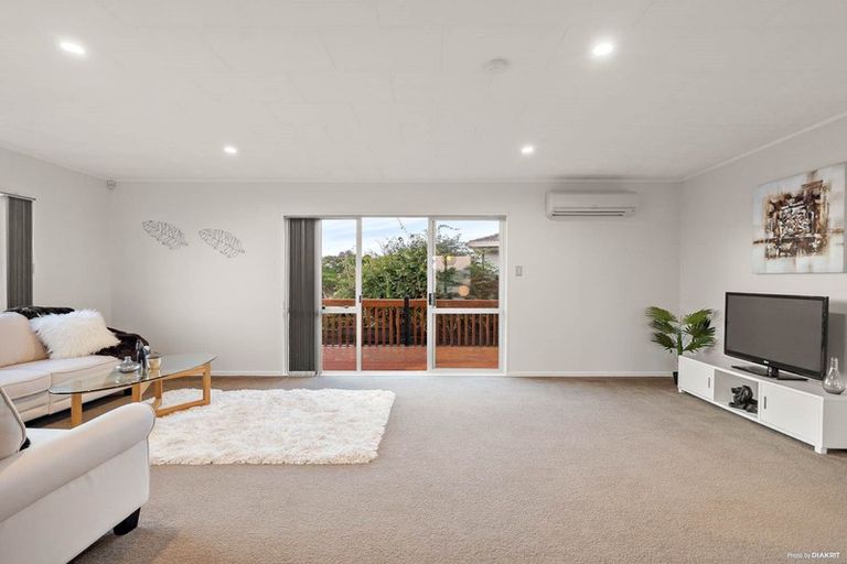 Photo of property in 134 Finlayson Avenue, Clendon Park, Auckland, 2103
