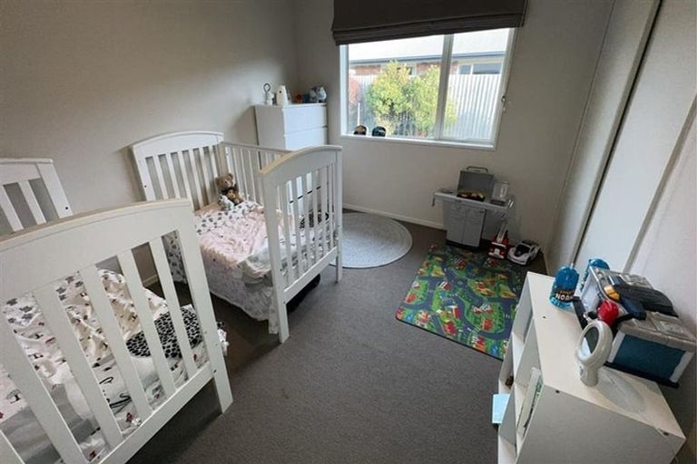 Photo of property in 27 Mokihi Gardens, Hillmorton, Christchurch, 8024