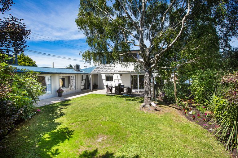 Photo of property in 2 Challis Street, Vauxhall, Dunedin, 9013