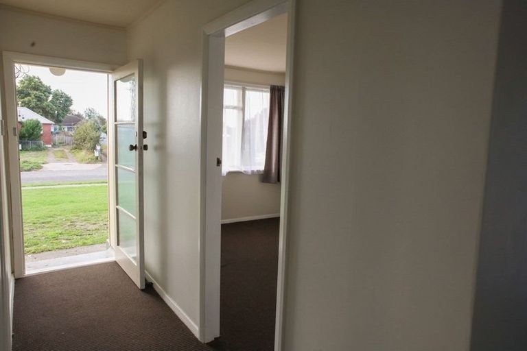 Photo of property in 11 Lister Crescent, Maraenui, Napier, 4110