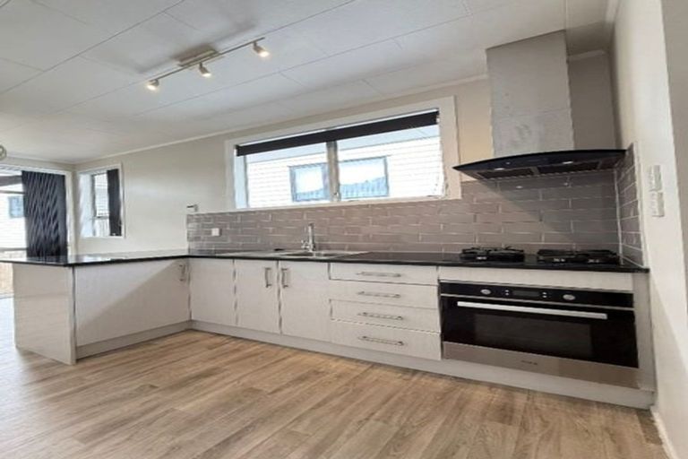 Photo of property in 64 Henwood Road, Mangere East, Auckland, 2024