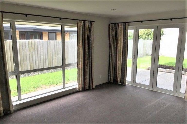 Photo of property in 19 Okuku Place, Hei Hei, Christchurch, 8042