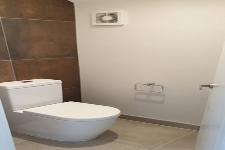 Photo of property in 25 Pukewhero Rise, Westgate, Auckland, 0614