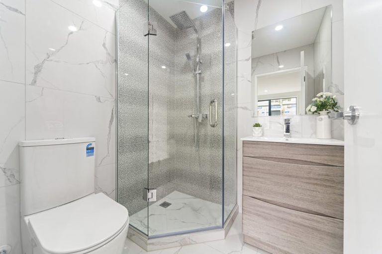 Photo of property in 11c Rountree Place, Conifer Grove, Takanini, 2112