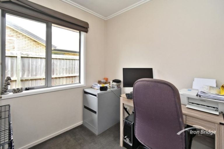 Photo of property in 75 Mokihi Gardens, Hillmorton, Christchurch, 8024