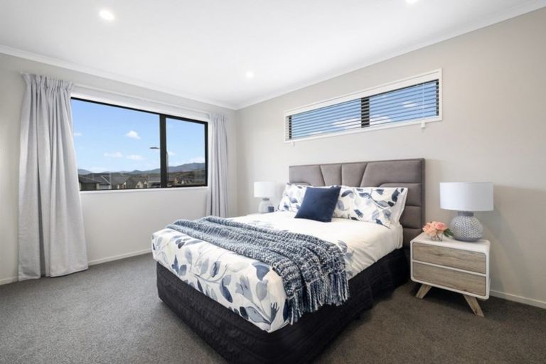 Photo of property in 8 Shepherd Road, Jacks Point, Queenstown, 9371