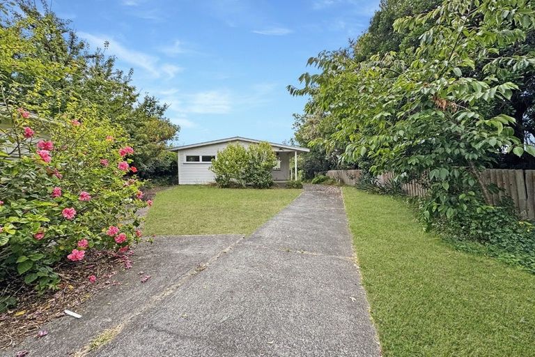 Photo of property in 18 Newry Road, Raumati Beach, Paraparaumu, 5032