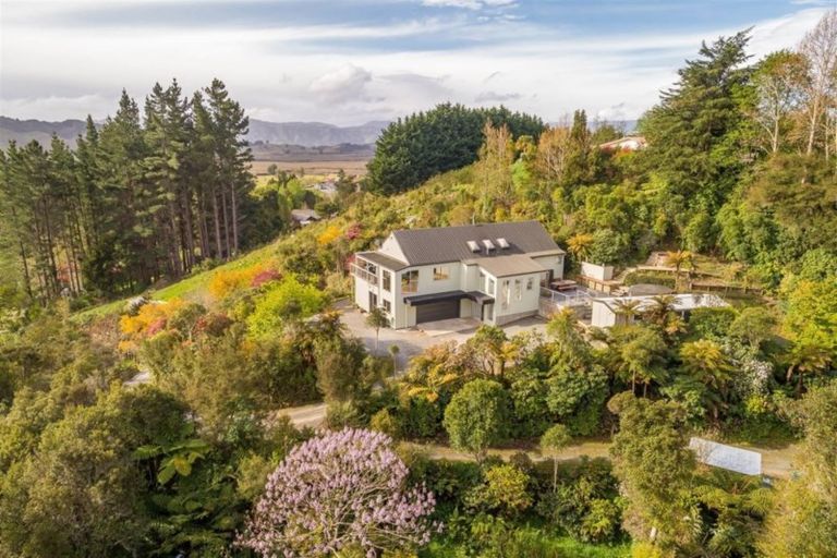 Photo of property in 217 Katherine Mansfield Drive, Whitemans Valley, Upper Hutt, 5371