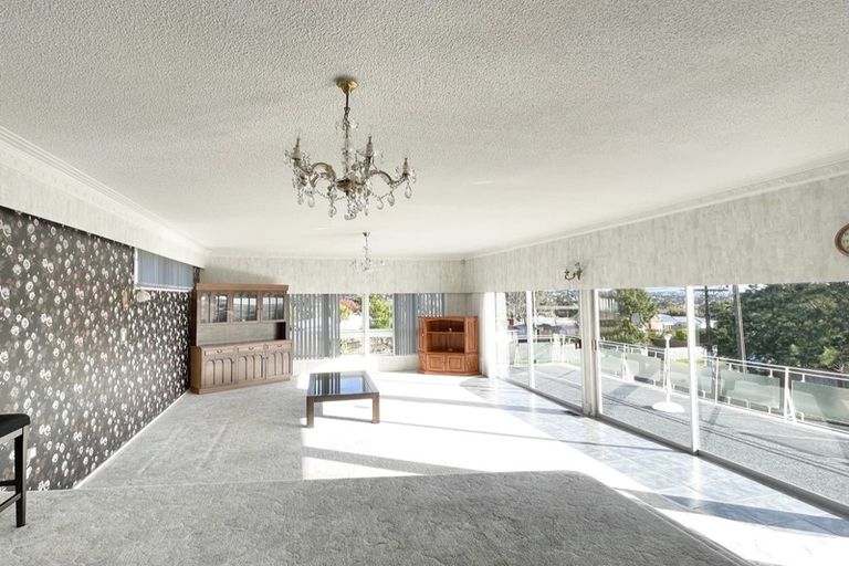 Photo of property in 11 Gilliam Street, New Lynn, Auckland, 0600