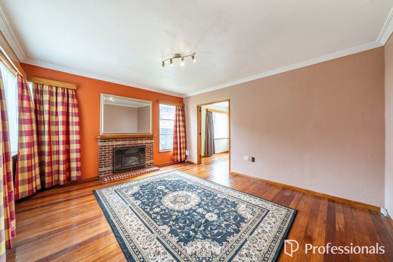 Photo of property in 9 Hugh Duncan Street, Haywards, Lower Hutt, 5018