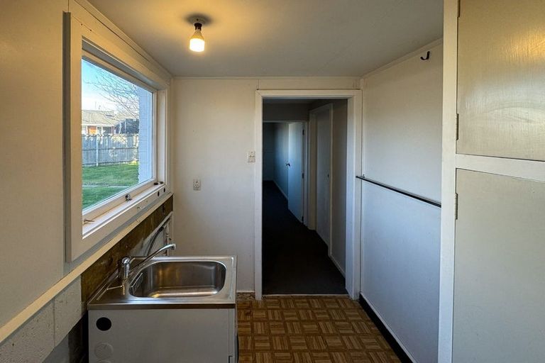 Photo of property in 21 Rosedale Place, Avonhead, Christchurch, 8042