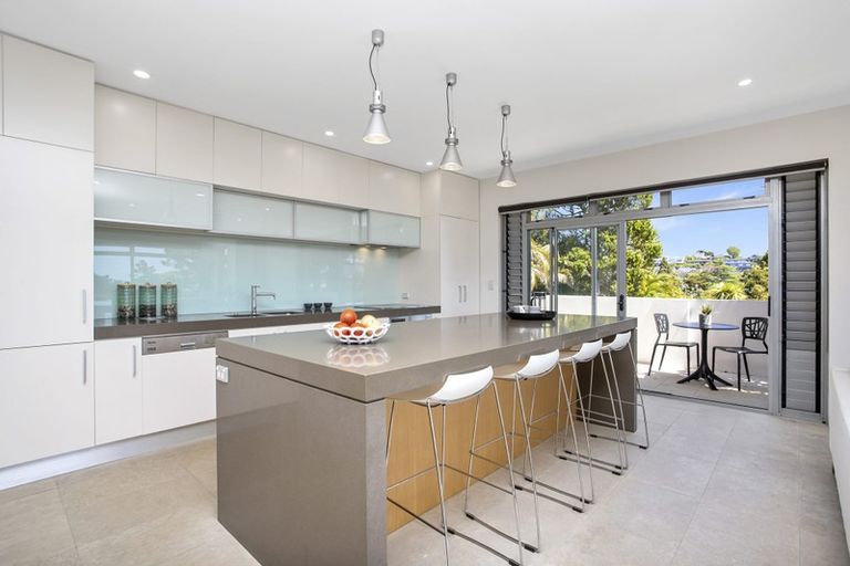 Photo of property in 95b Braemar Road, Castor Bay, Auckland, 0620