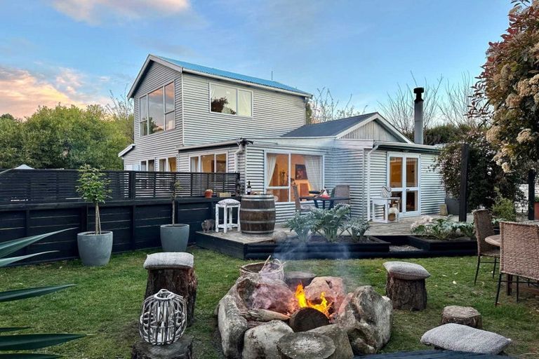 Photo of property in 1 Seaward Drive, Amberley, 7481