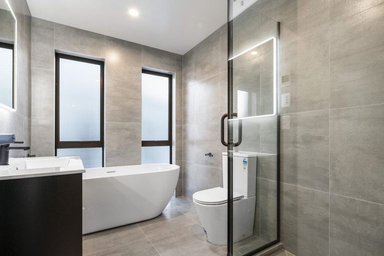 Photo of property in 8/10 Scott Road, Hobsonville, Auckland, 0616