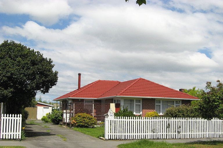 Photo of property in 42 Appleby Crescent, Burnside, Christchurch, 8053