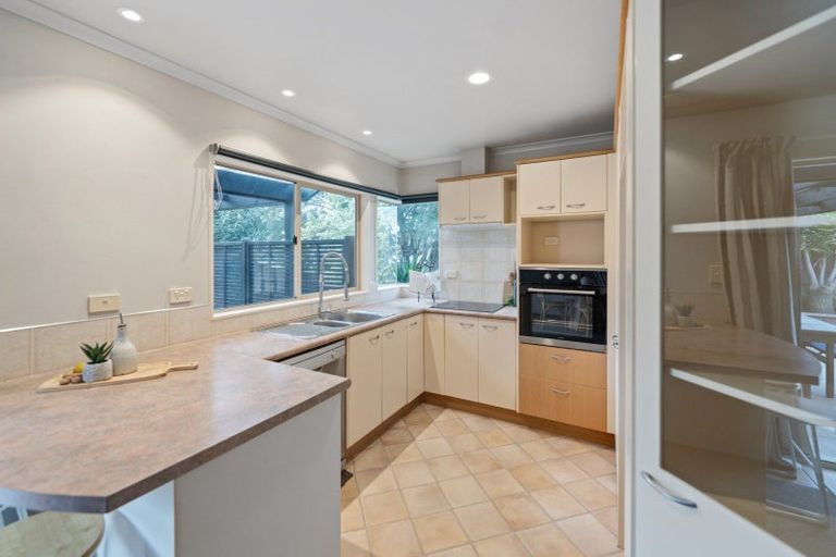 Photo of property in 30 Mcleod Place, Papamoa Beach, Papamoa, 3118