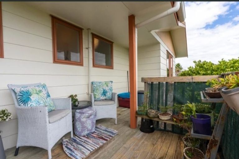 Photo of property in 3 Starboard Way, Onerahi, Whangarei, 0110