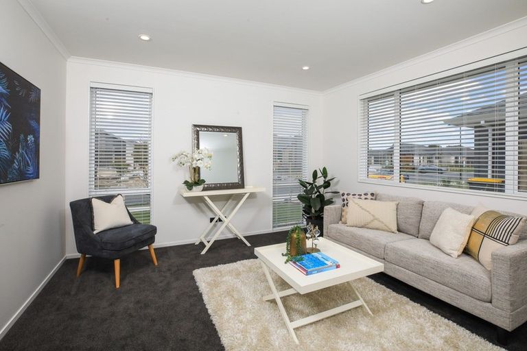 Photo of property in 41 Ruru Street, Cambridge, 3434