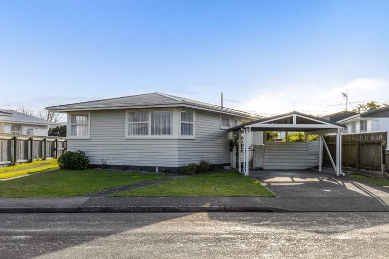 Photo of property in 69b Michael Road, Paraparaumu Beach, Paraparaumu, 5032