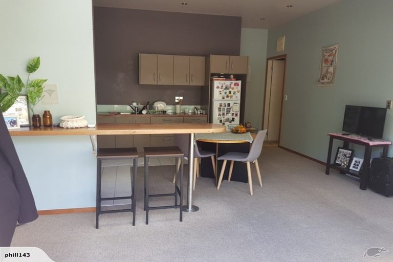 Photo of property in 233 Ohiro Road, Brooklyn, Wellington, 6021