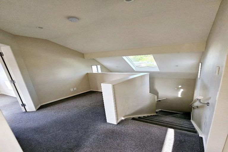 Photo of property in 182a Rongotai Road, Kilbirnie, Wellington, 6022